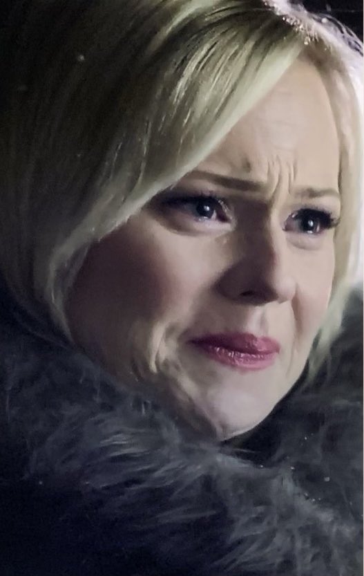 Oh #POstables I’m just watching this 🥺 It’s gotta be one of the most heartbreaking scenes in #SSD 😢😢😢😢 #KristinBooth is so amazing in this scene 😔😔 #RenewSSD <a href="/MichelleVicary/">MichelleVicary</a>