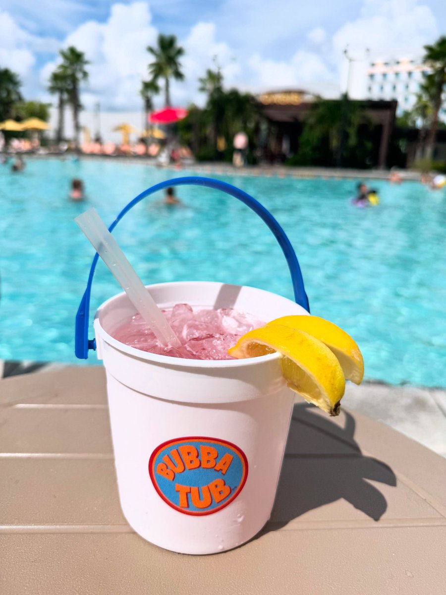 ptm_whitney's tweet photo. Ok but have you Bubba Tubbed 💅🏻🍹🌊 #loews #oasisbeachbar #personaltravelmanagement #universalorlandoresort #universaldocksideresort #sundaysips #loewshotels #universalhotels https://t.co/tCsgG3vm9t
