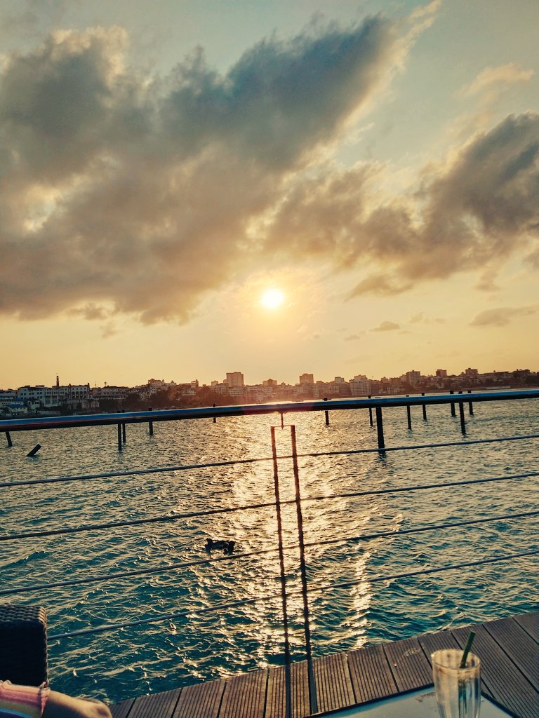 SueL_Suez's tweet photo. Chasing sunset☀️@EnglishPointMSA https://t.co/QnT6SBxYmb
