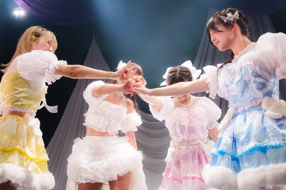 Shunya212's tweet photo. アイドルオタク3歳も最高に楽しんでます！

アイドル天羽希純に、#2i2 に出会えてよかった！

残りの期間も変わらず追いかけ続けます！
#ニーニ
#天羽希純 
#十味
#森嶋あんり
#奥ゆい https://t.co/KSP0oc7uzQ