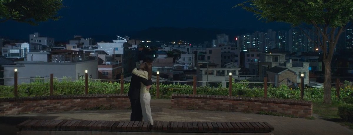 oopsgoeun's tweet image. to surpresa em como o dong wook e a sung kyung entregaram tudo como casal, você sente a leveza e a química deles só de olhar 
#TheNiceGuy