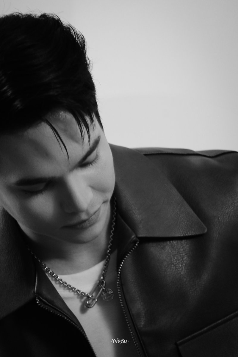 📸 160825.˚ #AISxMaxNat — 

                                            🖤🖤                  
                                
@MMaxmaxxxx ~ #mmaxmax 
#ฮาร์ทดิสของแม้กณฐ : #MaxNat ˊˎ