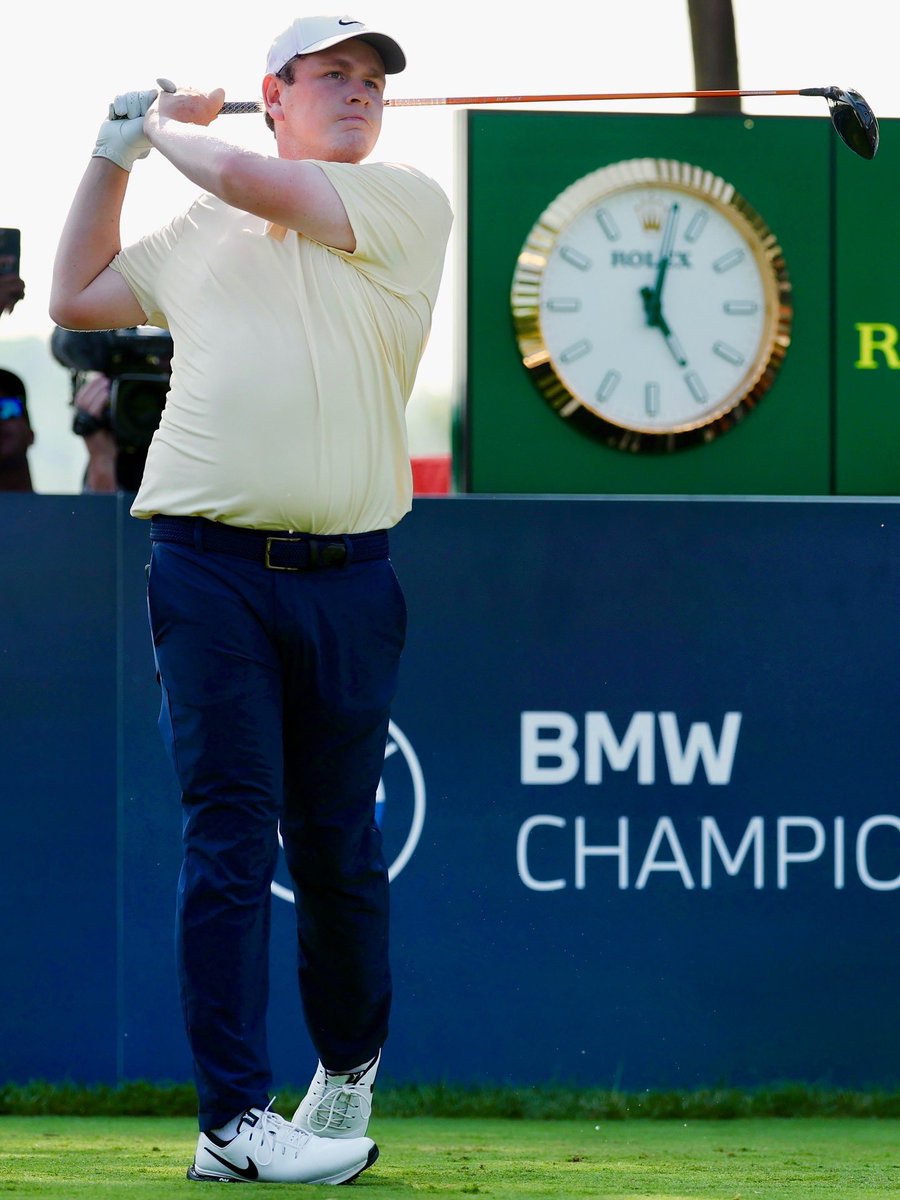 Bob takes a 4-shot lead into Sunday <a href="/BMWchamps/">BMW Championship</a> 🔥