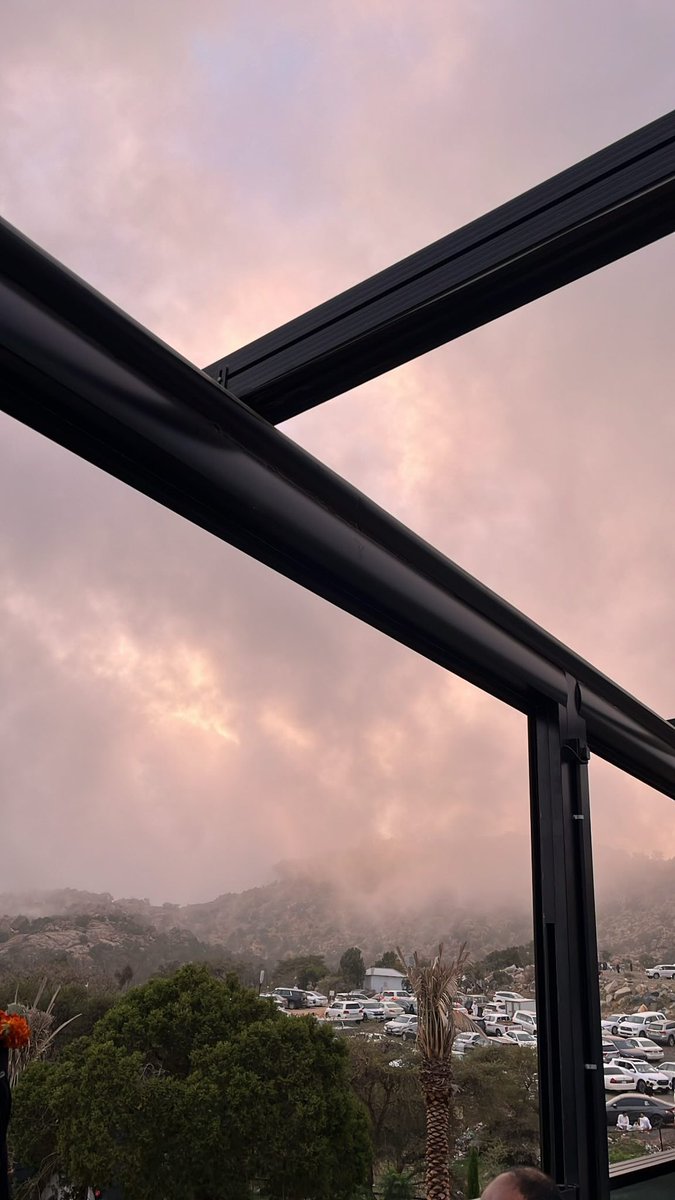 ..

  قهــوة بوسط الضباب .. 🤍✨

 #مساء_الخير_والسعاده