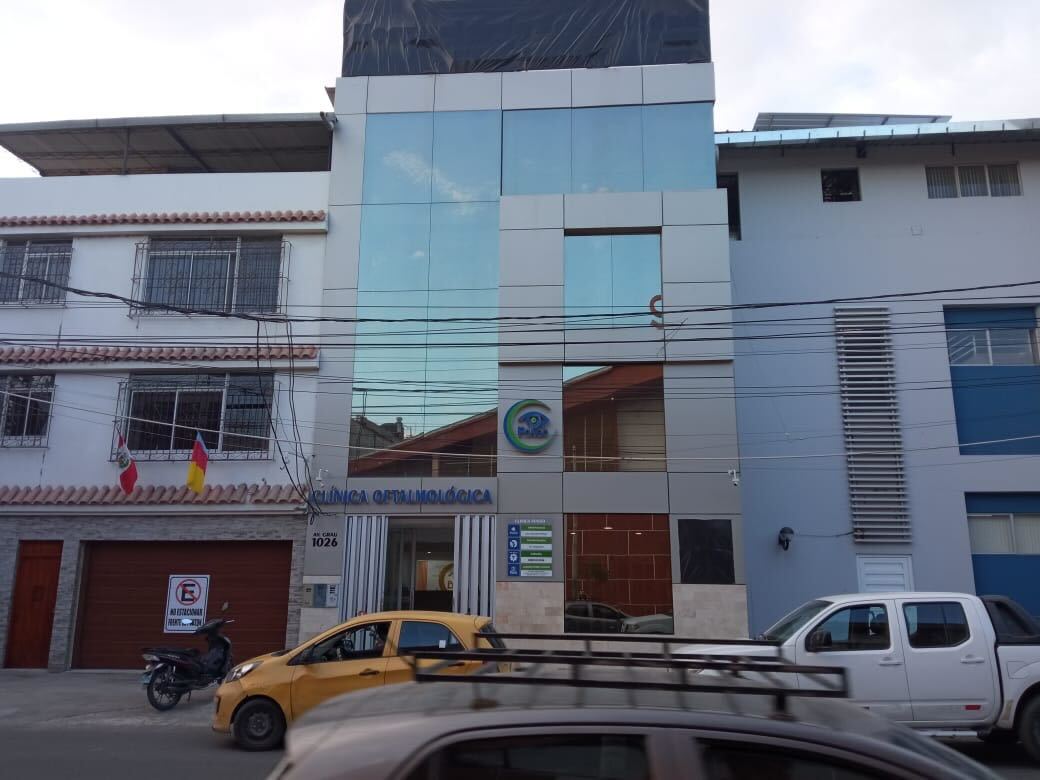 saludconlupa's tweet photo. En #En Piura, el Hospital de la Solidaridad debía funcionar en mayo, pero no abre. #Sisol alquiló dos pisos donde funciona la Clínica Oftalmológica Pongo y ya pagó S/ 162 mil. https://t.co/wSaPkfOonU