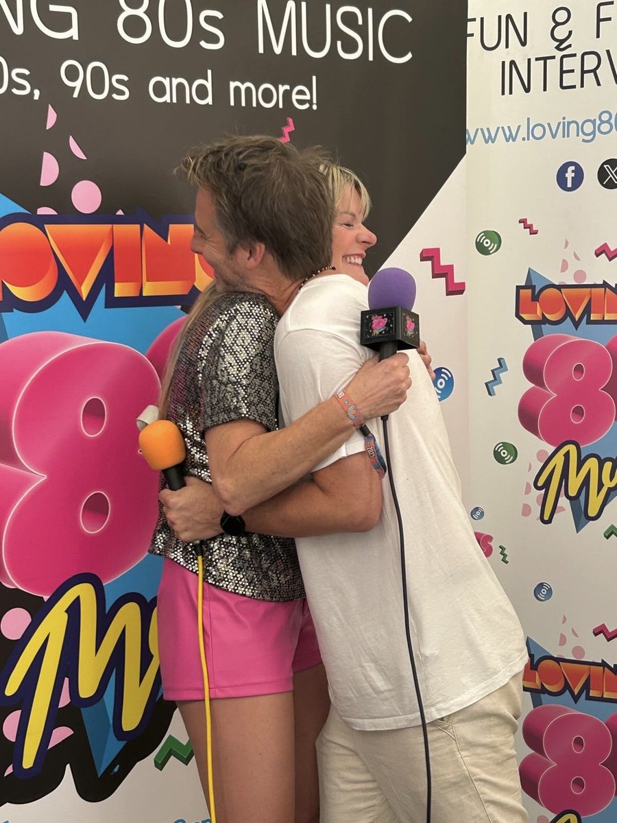 Loving80sMusic's tweet photo. Cool to catch up with @ChesneyHawkes, at @rewindfestival, today. Interview to be posted in the week. #rewindfestival #chesneyhawkes #80s #90s #rewindsouth #rewindhenley #rewindfestival https://t.co/ouby80SgMj