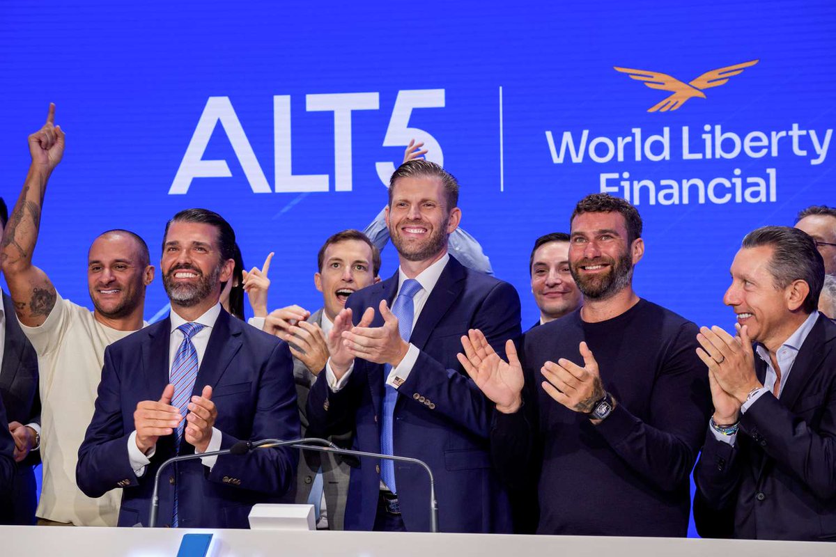 LennaertSnyder's tweet photo. $WLFI is a game changer.

- USD1 stablecoin, keeping the USD steady &amp; digital.
- Easy access to capital lending.
- Closing the gap between Web2 &amp; Web3.
- Borrow &amp; lend + WLFI app launching soon.
- Backed by @EricTrump &amp; family.

@worldlibertyfi is just getting started. 👀 https://t.co/JjucMgRVAr