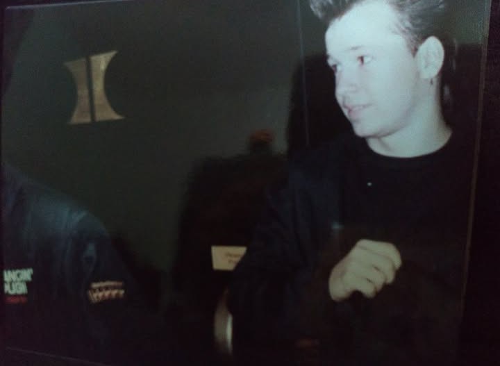 jilly_beancif's tweet photo. Wishing my fellow lovable Leo a birthday filled with all the best stuff. From 1989 til now, you've been making my heart smile and now I get to share it with my Baby BH, another lovable Leo. You're an amazing human!
@DonnieWahlberg  
#HappyBirthdayDonnie https://t.co/SrFKhs8Feu