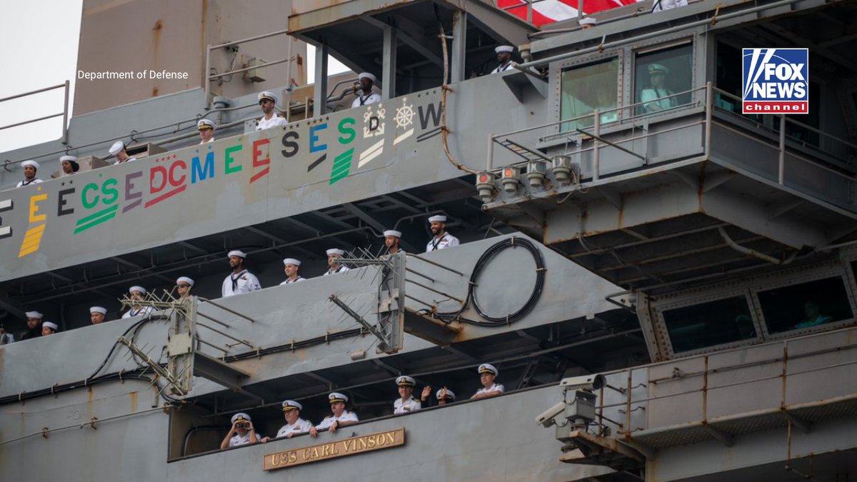 FoxNews's tweet photo. LAND OF THE FREE: Sailors aboard the USS Carl Vinson mark the end of a pivotal deployment across the Indo-Pacific after returning home to San Diego. https://t.co/AR41HAQuNg