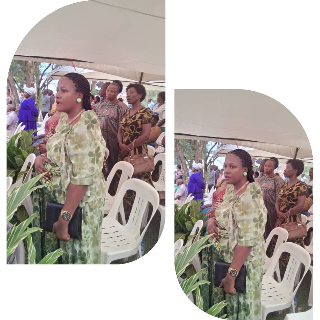 FlashNakFashion's tweet photo. Today during mass to celebrate the life of Owek. Mzee Tofili Malokweza. Kaggo eyawummula / Omusirikale wa Paapa at his home in Kazo. May his Soul rest in eternal peace 🙏 #Vote #WomanMp #Wakiso #ElectionsUganda #DemocraticFront https://t.co/wznOIeBb7Q