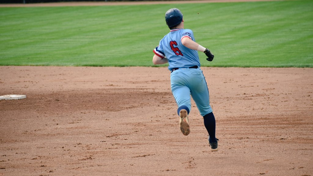 <a href="/AnokaBucs/">Anoka Bucs Baseball</a> <a href="/BobcatsBaseball/">Burnsville Bobcats</a> Burnsville leads off a home half of the second with a home run by Tim Urlaub to tie the game 1-1.