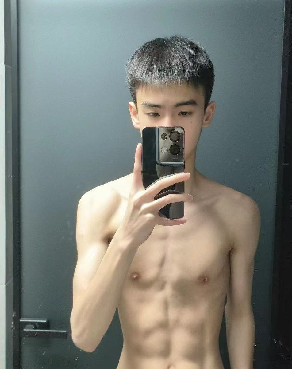daniel479566870's tweet photo. 新到 小哥哥 很可很可 找我SPA https://t.co/usZi1w3Jcs