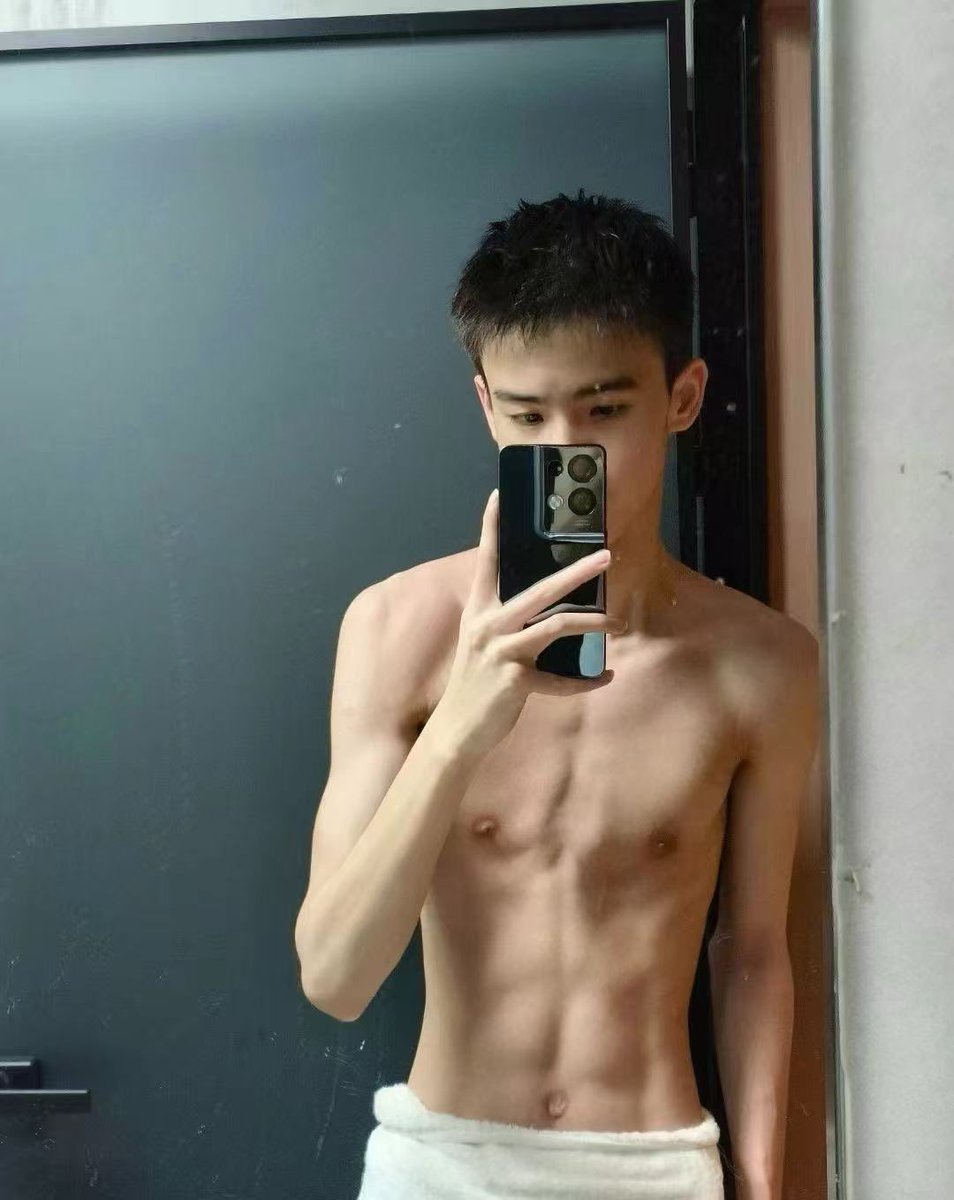 daniel479566870's tweet photo. 新到 小哥哥 很可很可 找我SPA https://t.co/usZi1w3Jcs