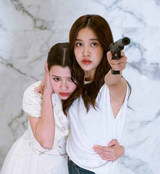 GlThinker's tweet photo. Bodyguards in #ThaiGL β¨2025 Editionβ¨:
#OnlyYouTheSeries
#TheAir
#LoveInvasion
#MissionLoveOrLies
Honorable Mentions:
#Runaway
#NamtamFilm in A Princess Tale MV https://t.co/9QruhudAD3