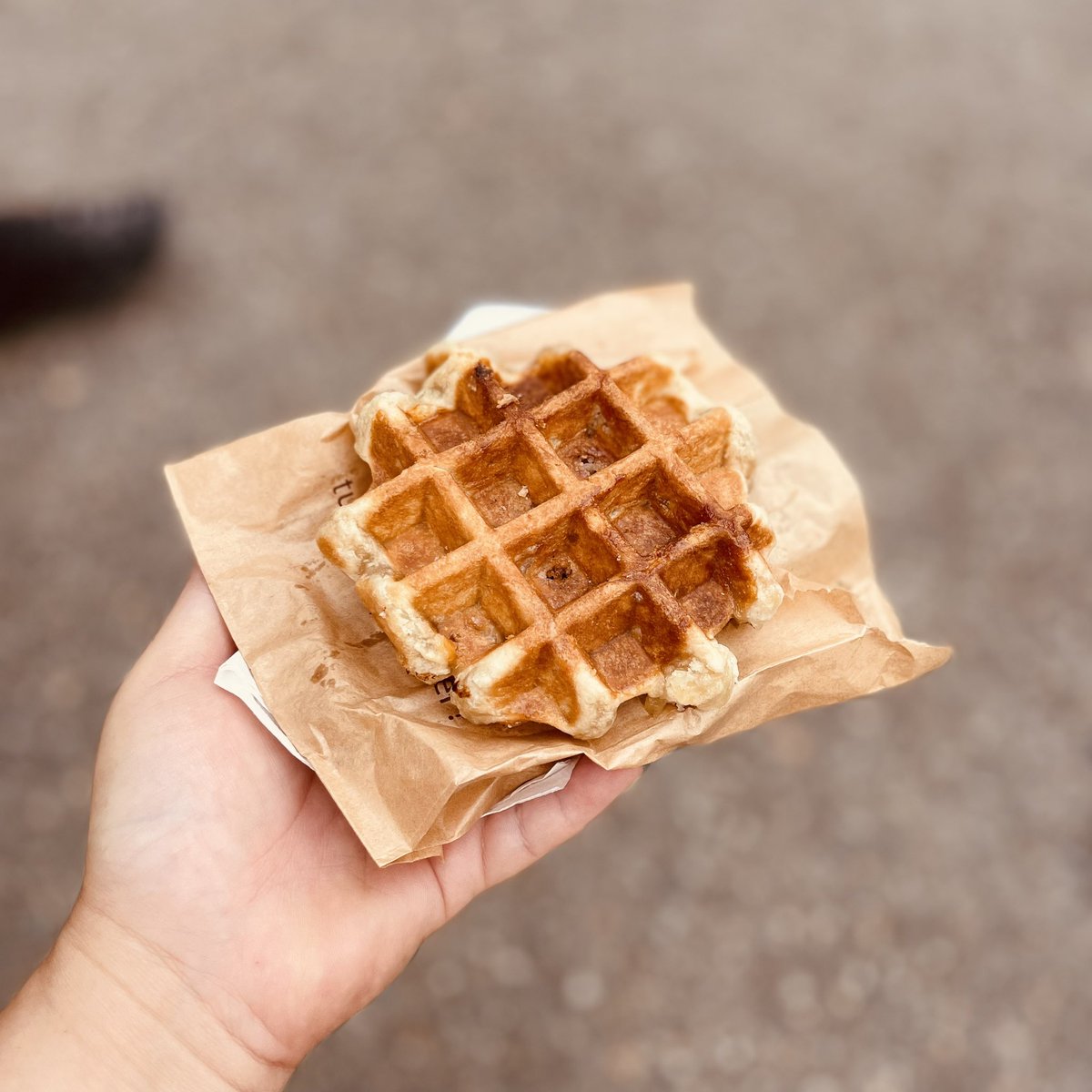 Petit moment gourmand 
Gaufre liégeoise 🧇 😋