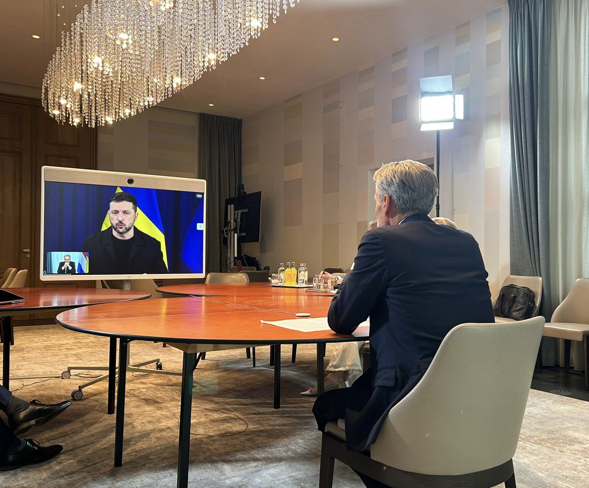 Dick Schoof (@minpres) on Twitter photo In preparation for tomorrow’s meeting in Washington, DC, the Coalition of the Willing and President <a href="/ZelenskyyUa/">Volodymyr Zelenskyy / Володимир Зеленський</a> 🇺🇦 held a meeting today. Our common goal remains a just and lasting peace. We discussed the need for the daily Russian attacks to stop and that steps towards a In preparation for tomorrow’s meeting in Washington, DC, the Coalition of the Willing and President <a href="/ZelenskyyUa/">Volodymyr Zelenskyy / Володимир Зеленський</a> 🇺🇦 held a meeting today. Our common goal remains a just and lasting peace. We discussed the need for the daily Russian attacks to stop and that steps towards a