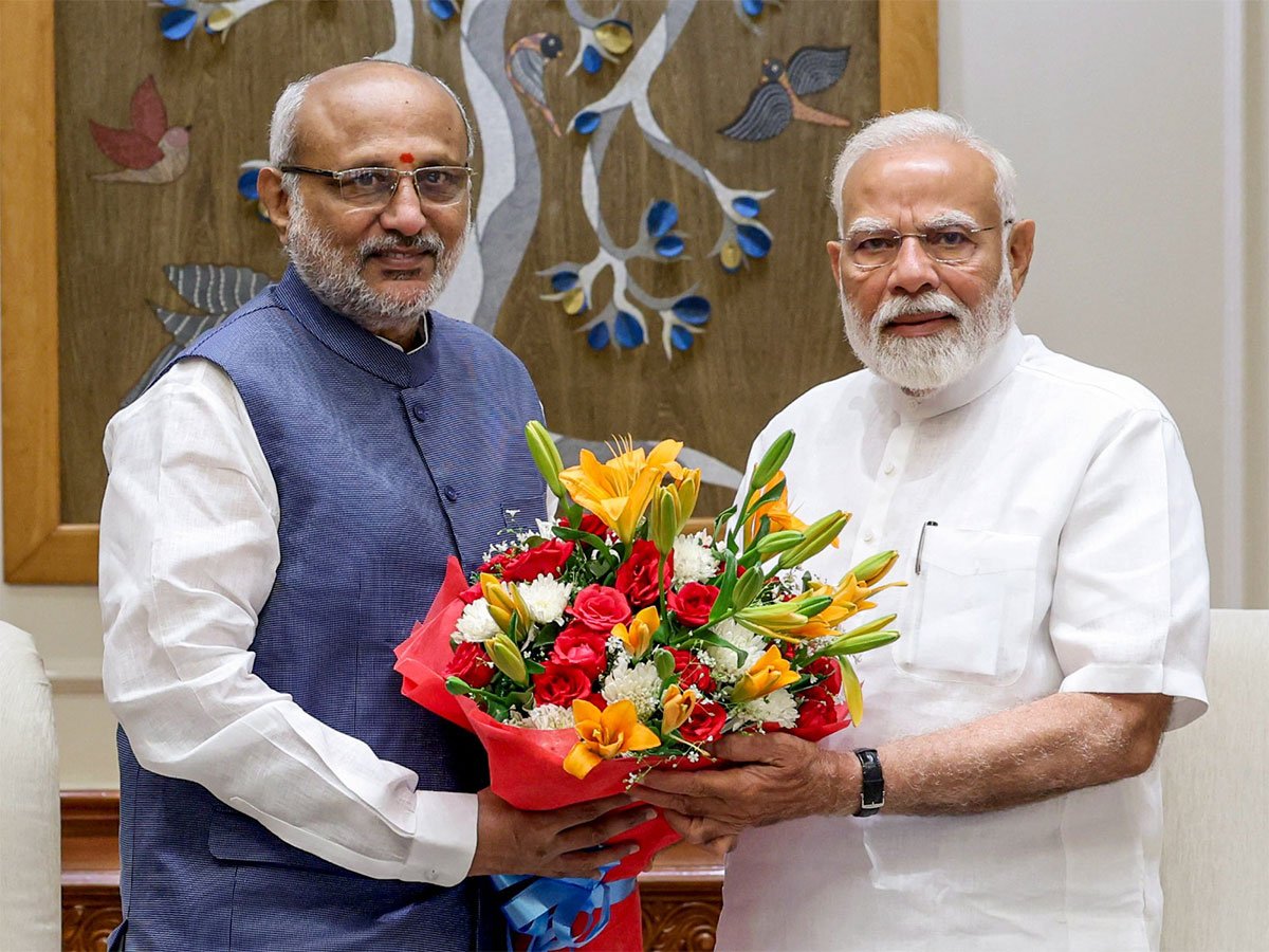 Maharashtra Governor C. P.  Radhakrishnan will be the NDA's candidate for the upcoming Vice Presidential election...
Many congratulations and best wishes for the future responsibility!

#vicepresidentelection #CPRadhakrishnan