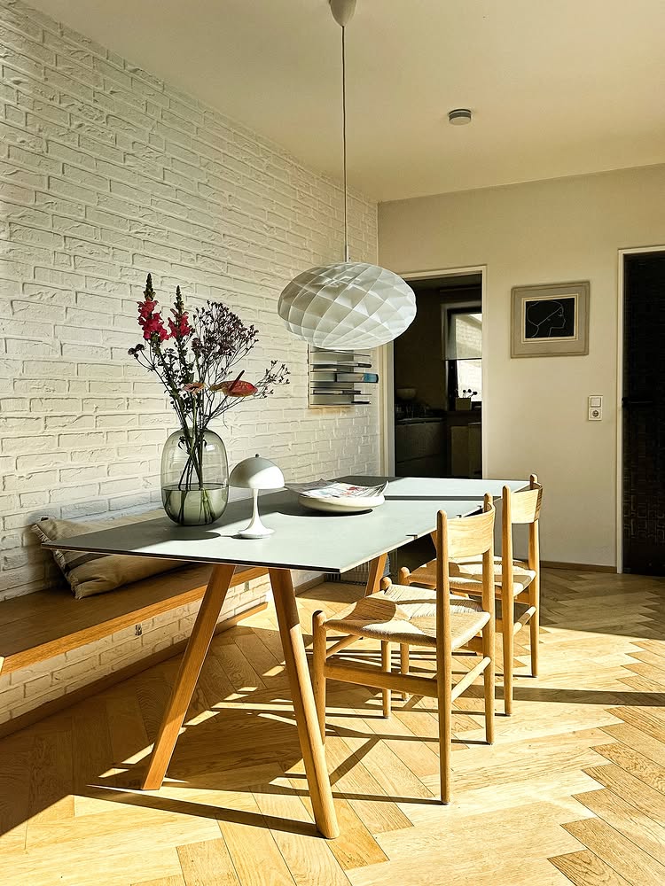 interiorsuckerr's tweet photo. https://t.co/BihtG29WBV