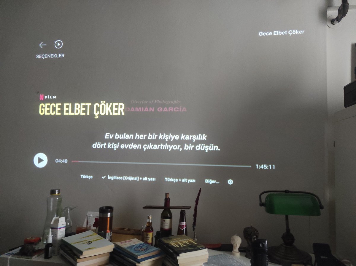 "Ev bulan her bir kişiye karşılık 4 kişi evden çıkartılıyor, bir düşün."