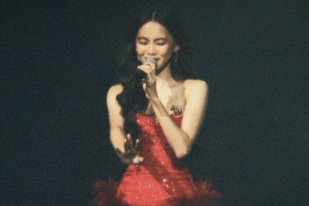 jaaaaaust's tweet photo. shining, shimmering, splendid ASHTINE✨

#ashtine #AshtineOlviga #vivarkada #VIVArkadaFanCon #VIVArkada2025 #AshDres #ashlings #allforashtine https://t.co/ccX5vF3gOO