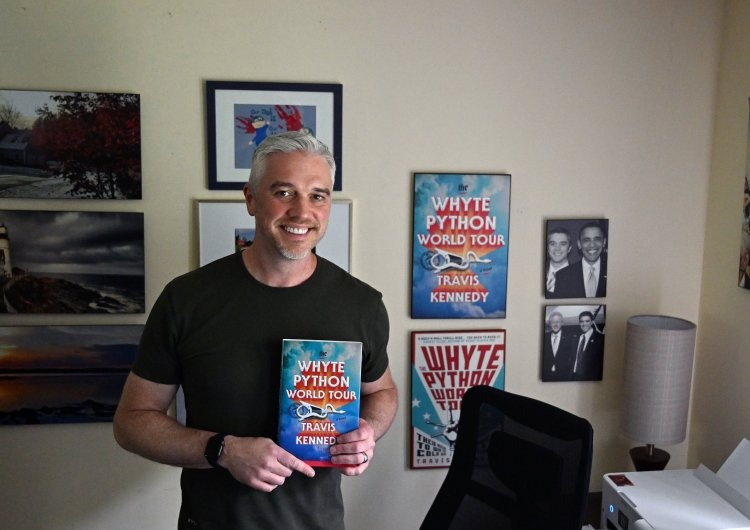 Stuck in the 80s tweet media