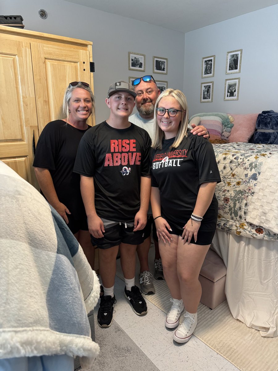 Kenzie Hood tweet media