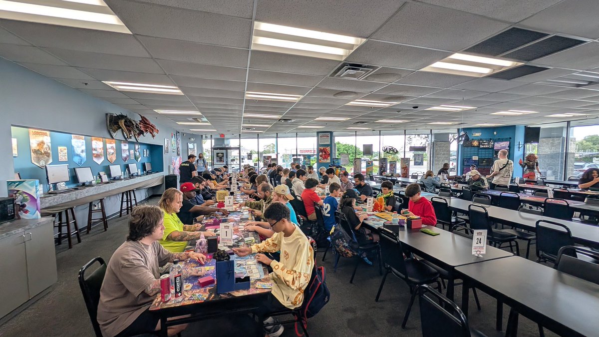 Nico™ (@theloop92) on Twitter photo 44 players for today's League Cup.
TO: <a href="/OnGaardTV/">OnGaard 👑 | TLS</a>
Head Judge: Me
I do have 2 floor judges with me today but they don't have a Twitter 🙃
#PlayPokemon #PokemonWorlds 44 players for today's League Cup.
TO: <a href="/OnGaardTV/">OnGaard 👑 | TLS</a>
Head Judge: Me
I do have 2 floor judges with me today but they don't have a Twitter 🙃
#PlayPokemon #PokemonWorlds