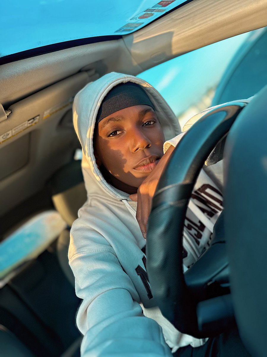 Cler Platel 🌻 tweet media