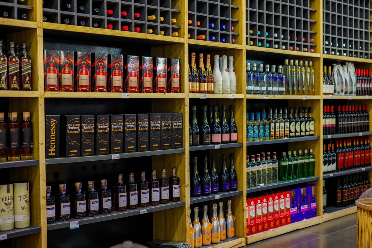 CitymarketNG_'s tweet image. Aisles of celebration waiting for you — fine wines, champagnes, and spirits to set the mood just right.

#CityMarketIkota #CheersToGoodTimes #EverydayMadeBetter #Liquor #Wine