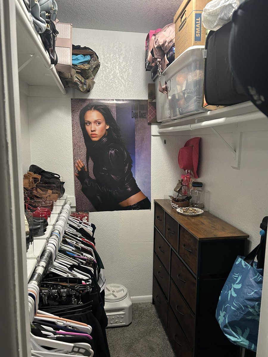 ExMirandad's tweet photo. I cleaned and organized my closet and my roommate saw the Jessica alba poster and said “that’s the most bi sexual thing I’ve ever seen,” 🤣 https://t.co/3MVfmVFDcm