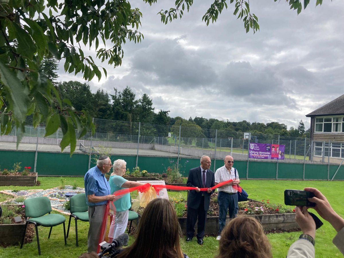 RWBAHolocaust (@rwbaholocaust) on Twitter photo A poignant 80th anniversary commemoration of The Windermere Children's arrival in the Lake District, inc. opening of a memorial garden at The Lakes School, inspired by <a href="/TCS_Humanities/">Trinity Humanities</a>' award winning design.
A fitting & moving #HtFMeUs collaboration, on a very special day A poignant 80th anniversary commemoration of The Windermere Children's arrival in the Lake District, inc. opening of a memorial garden at The Lakes School, inspired by <a href="/TCS_Humanities/">Trinity Humanities</a>' award winning design.
A fitting & moving #HtFMeUs collaboration, on a very special day