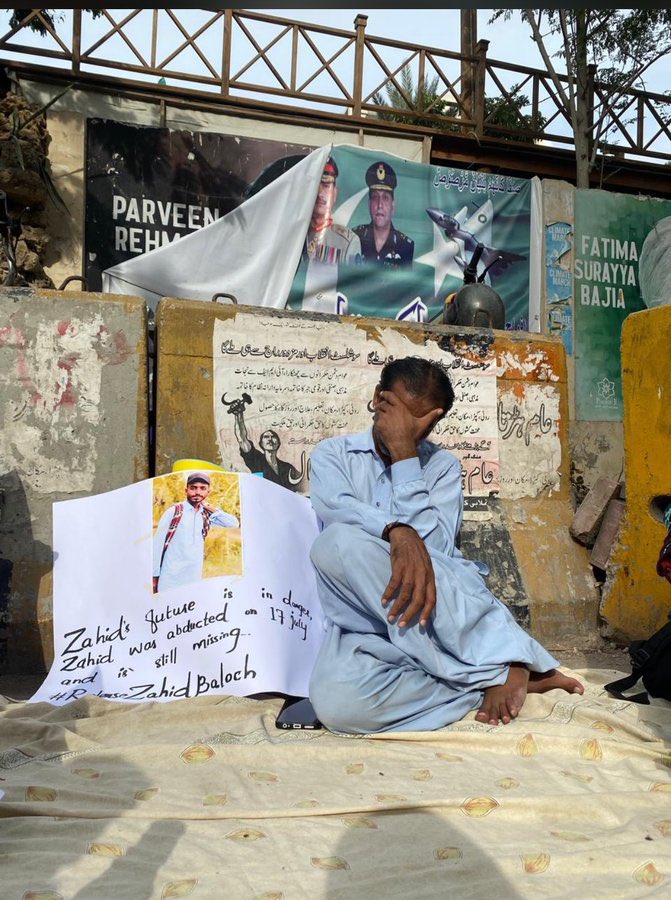 nailabalochgunj's tweet photo. انچوش منی تہنائی ءِ پیما گُش ئے تہنا
بازار ءِ ہموک دمک ءُ نِدارگ گُش ئے تہنا
#ReleaseZahidBaloch 
#SaveBalochStudents https://t.co/VD9sLM5xnM