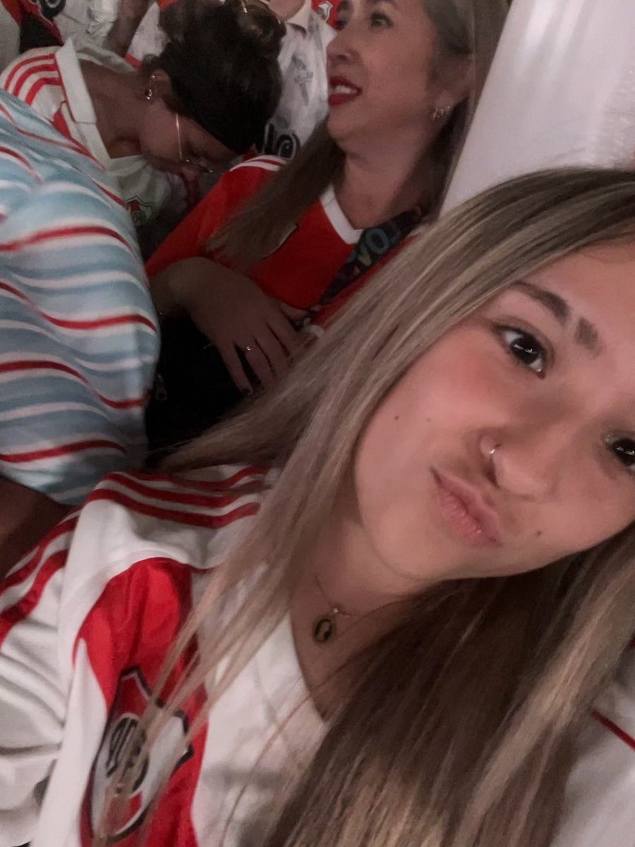 tinitacarp tweet media