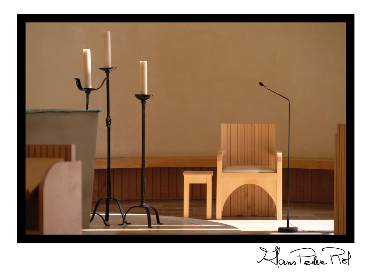 HansPeterRol's tweet photo. A photo a day, keeps my freedom close. 
16-08-2025.
#Stanbrookabbey #Wass #Yorkshire #FeildenCleggBradleyStudios #Benedictijnen #benedictine #benedictines #Abbey #architecture #modernarchitecture #masterpiece #photography #photo #photojournalism #Streetphotography #Art #religion https://t.co/J8bGfvDktJ
