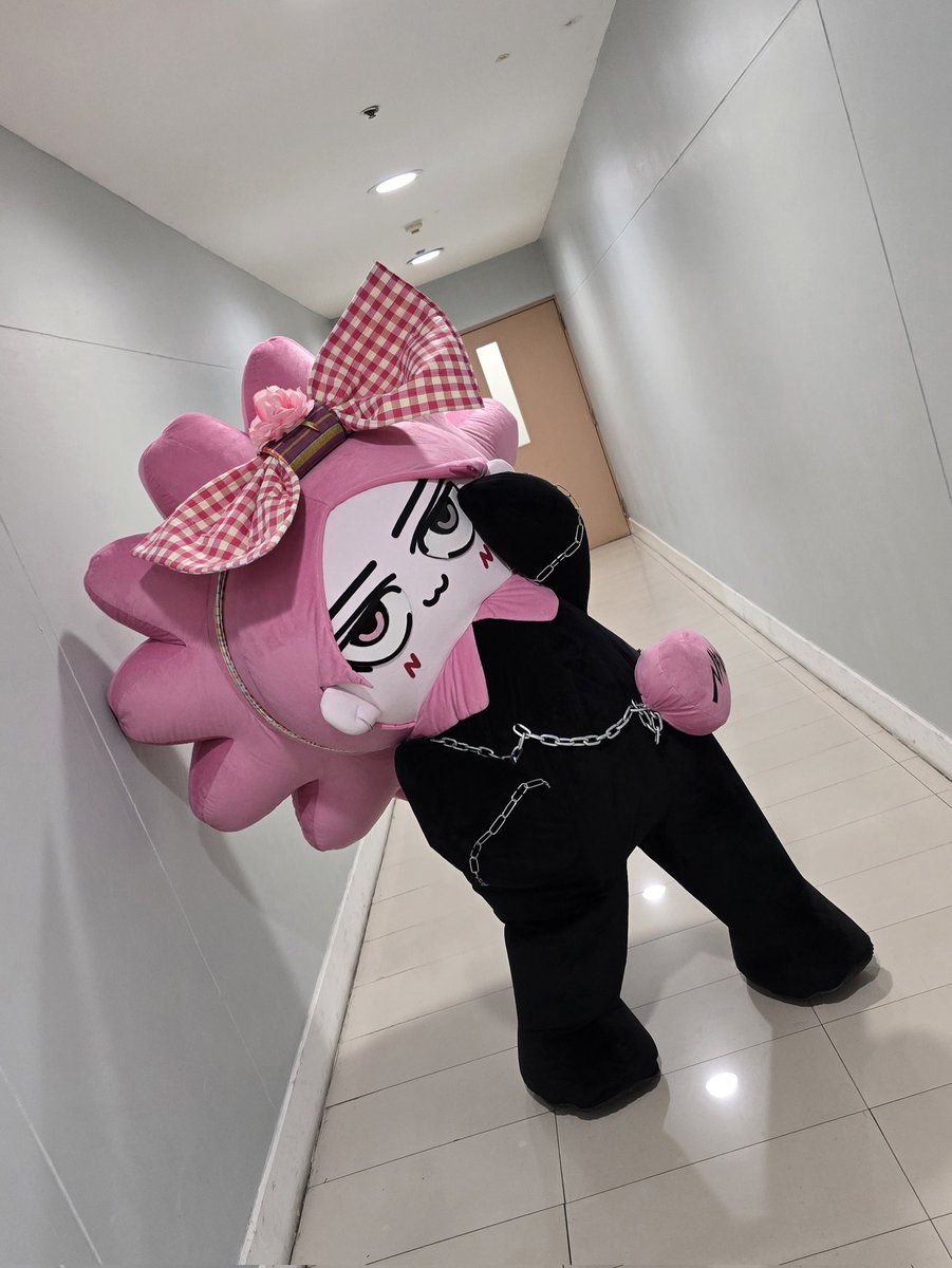 neona_GMMTV's tweet image. ขอบคูนที่มาวันเน้ ปายเค้งๆแล้วน้าาา 💕
#CharacterFestThailandxGMMTV
#CharacterFestThailand
#NEONA