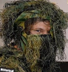 <a href="/marian_baczal/">Marian Baczal 🇵🇱🇱🇦</a> Dokładnie nie widać ale to chyba Leszek