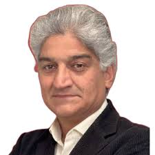 samran_mirza's tweet photo. صحافیوں کا کام اپنی تلخ تاریخ کو مسخ کر کے سیاستدانوں سے معافیاں منگوانا نہیں بلکہ ملک، قوم اور آئین کے غداروں کے کیخلاف قوم کو یکجا کرنا ہے۔ عمران خان نے جس جوانمردی کیساتھ جیل کاٹی ہے ایسی جیل کا ہمارے جیسے صحافی تصور بھی نہیں کر سکتے۔ https://t.co/3eqsRvolHp