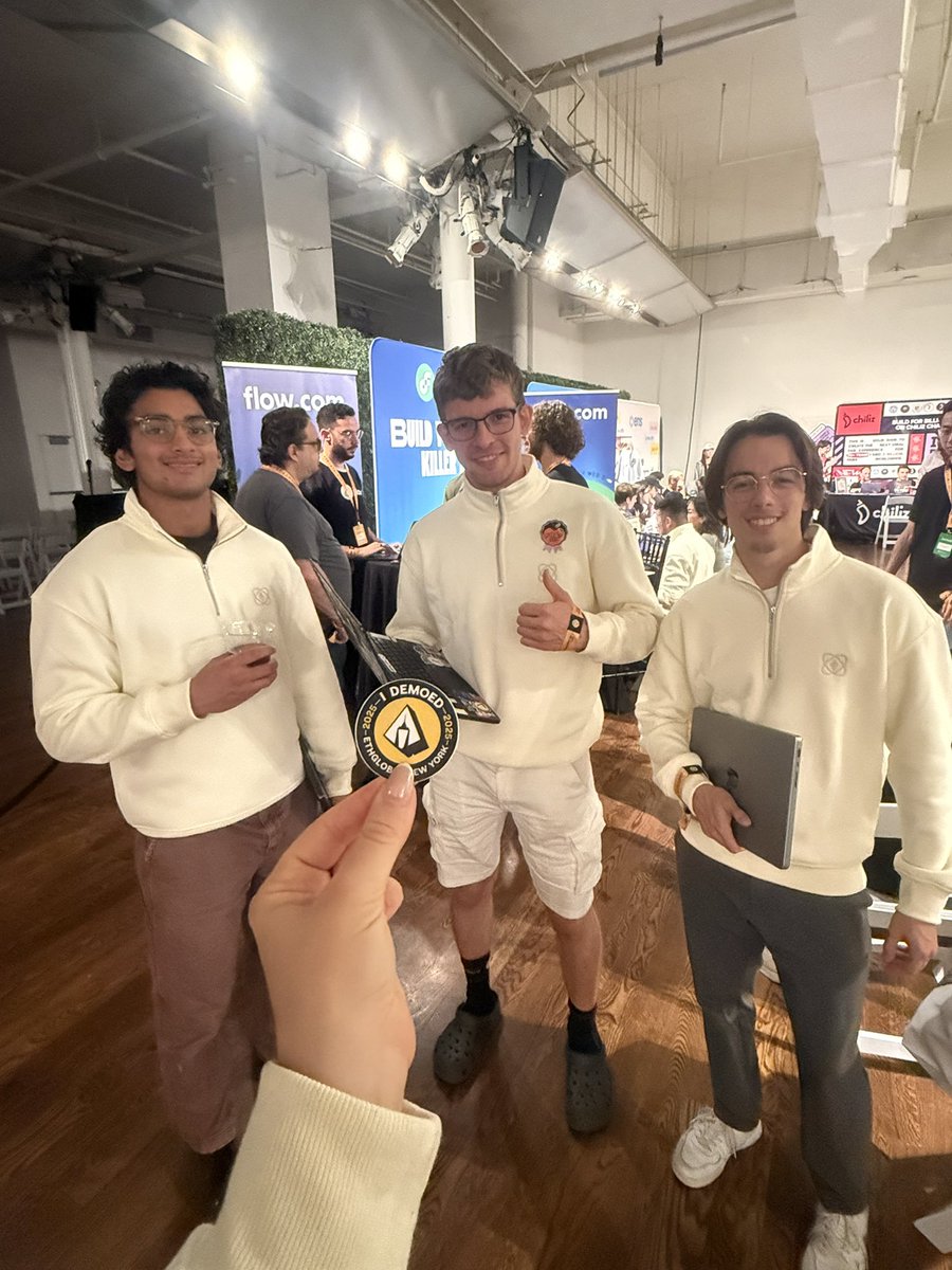 Shelby Schweitzer tweet media