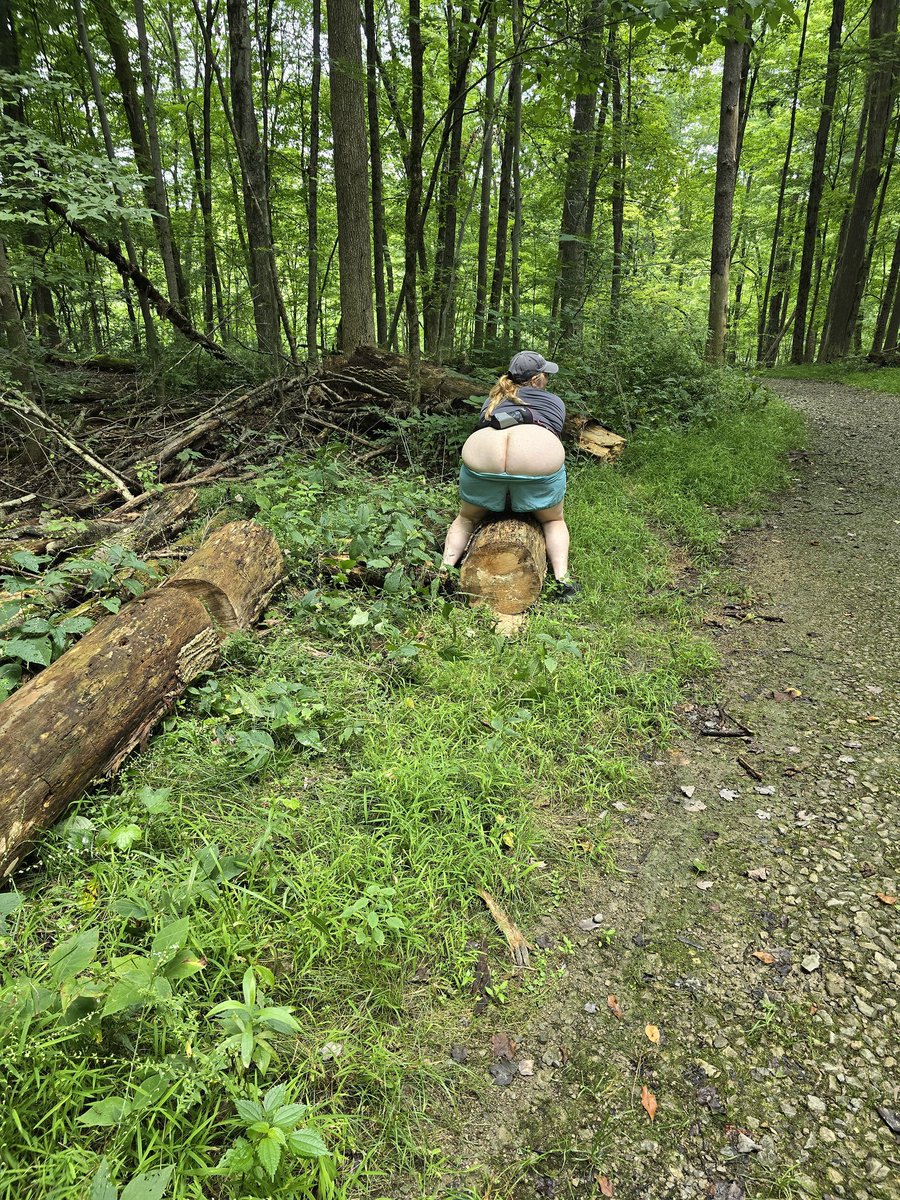 Quick protein break on trail 🍑🍑🍑🍑🍑🍑💦💦💦💦💦