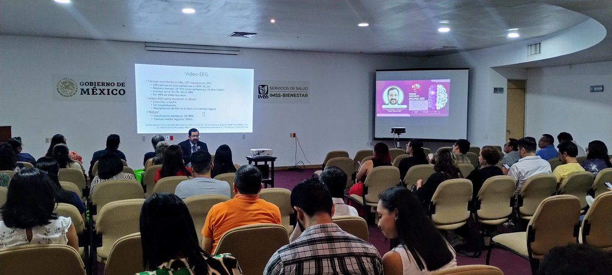 🌟🙏 El Programa Prioritario de Epilepsia agradece a asistentes, profesores y al coordinador local por la Reunión Regional Sur (15-16 agosto, Campeche).
Juntos seguimos fortaleciendo la capacitación médica en epilepsia 💙✨🧠
#Campeche #Epilepsia #Salud #Unidad #TrabajoEnEquipo