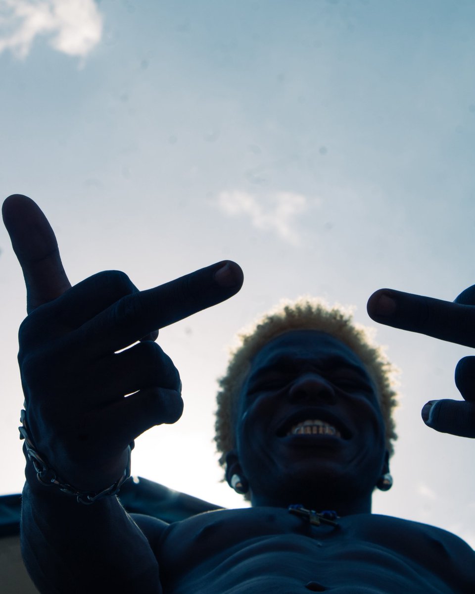 n0tskepp's tweet photo. waka waka baby. shot by me &amp; @/jodaa.dxnrr (on IG) https://t.co/7tRn7W1pdt
