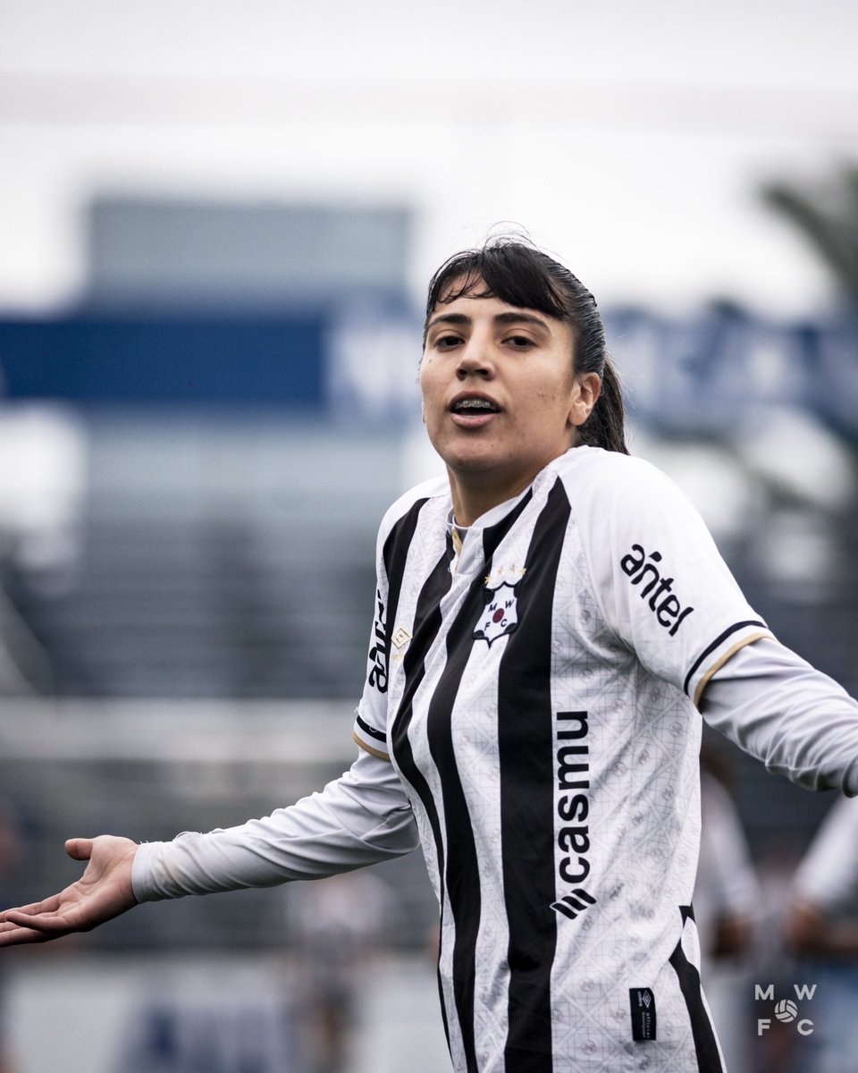 🤷‍♀️ ESTOOOOO ES WANDERERS

Debut por la Serie Campeonato con triunfo 2-1 de visitante ante Defensor Sp.