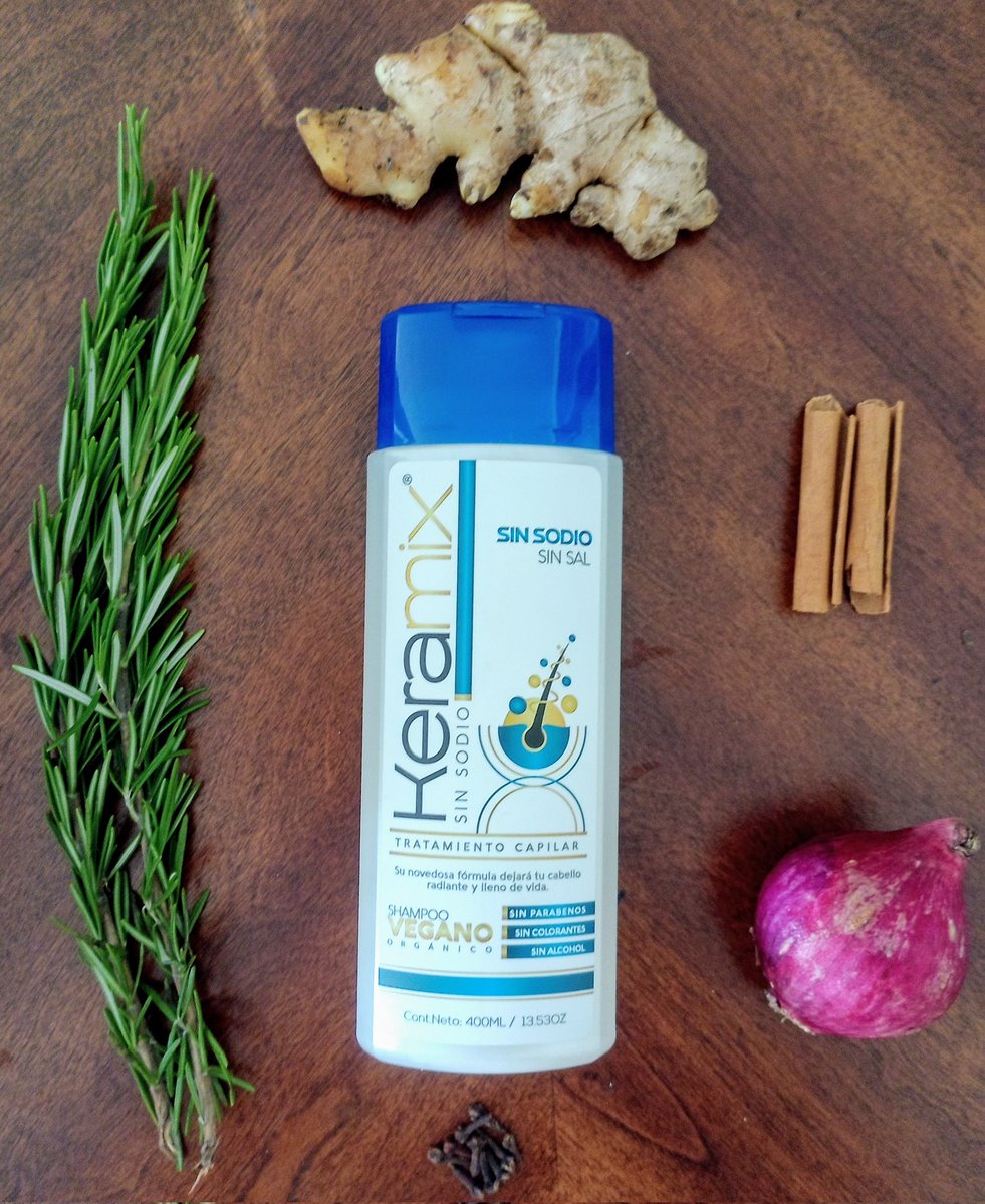 vasilisginger's tweet photo. Te enseño a elaborar el mejor shampoo natural del mundo 💯

Formulado para combatir la caída del cabello, promover su crecimiento, eliminar la caspa y aportar un brillo espectacular. Apto para hombres y mujeres. 

¡Te enseño cómo elaborarlo a continuación! 👇🏼🧵 https://t.co/vzdUghaz3A
