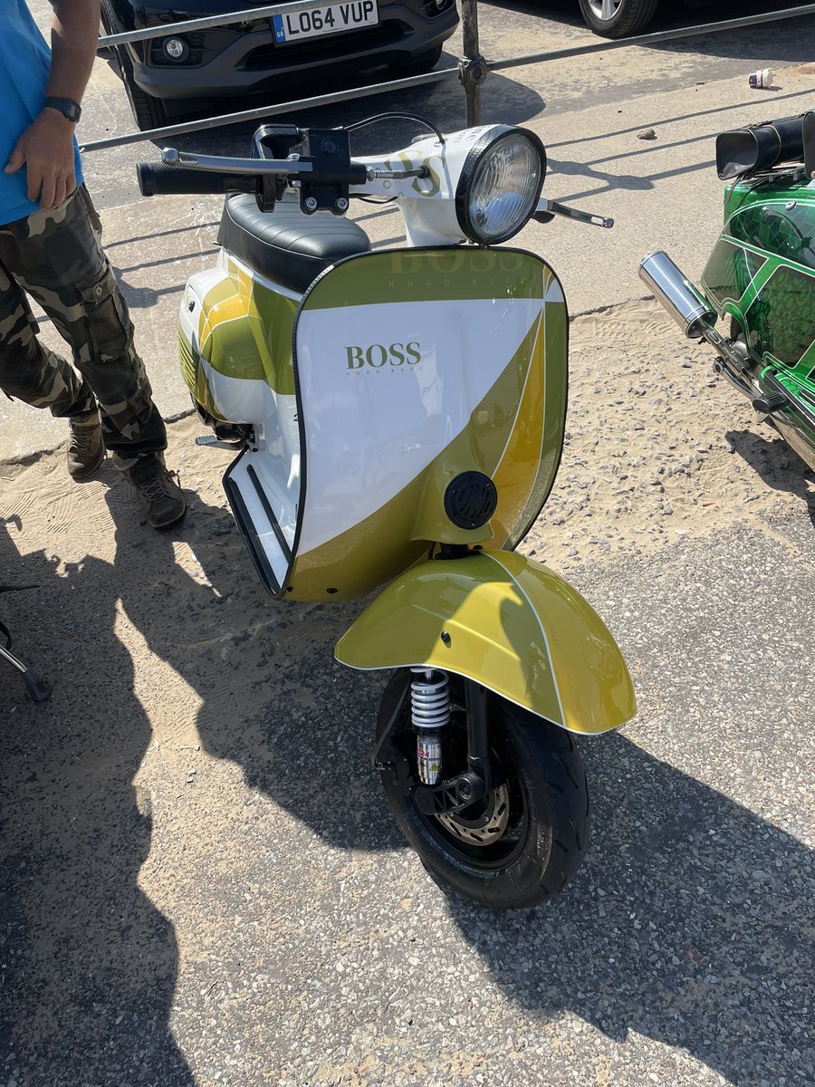 RenegadesRiders's tweet image. #Lambretta #sidecar #smallframe #Vespa