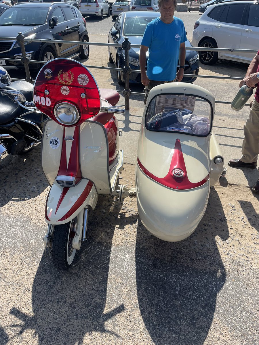RenegadesRiders's tweet image. #Lambretta #sidecar #smallframe #Vespa