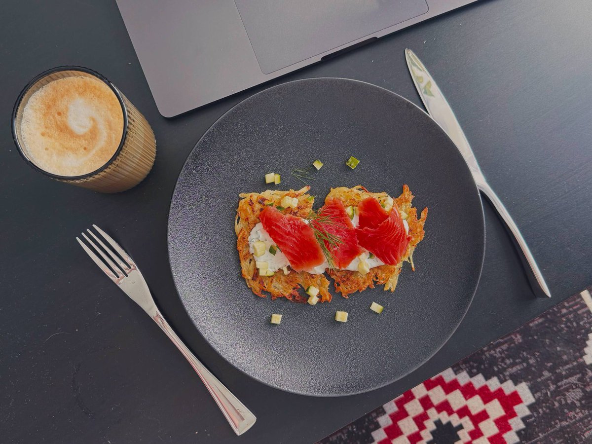 У меня есть рубрика, но что-то в Твиттер этот ваш еду выкладывать не привык.