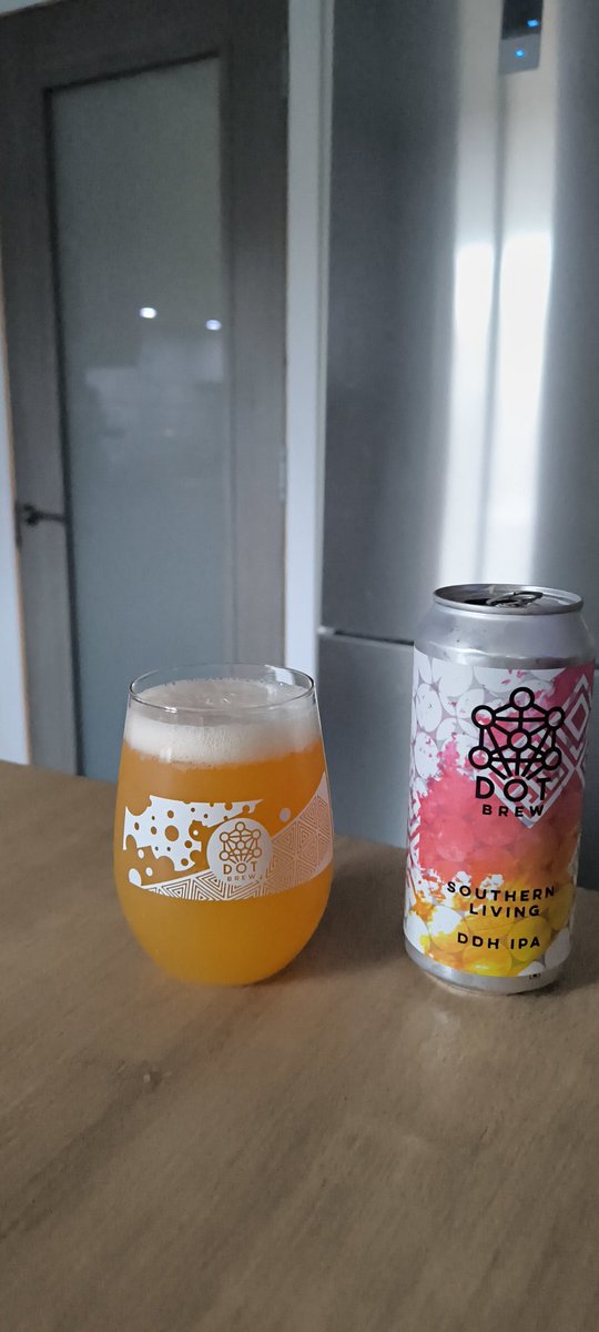 Moving onto the quite brilliant <a href="/DOT_Brew/">DOT brew</a> Southern Living DDH IPA #SundayBeers 🍻🍻
