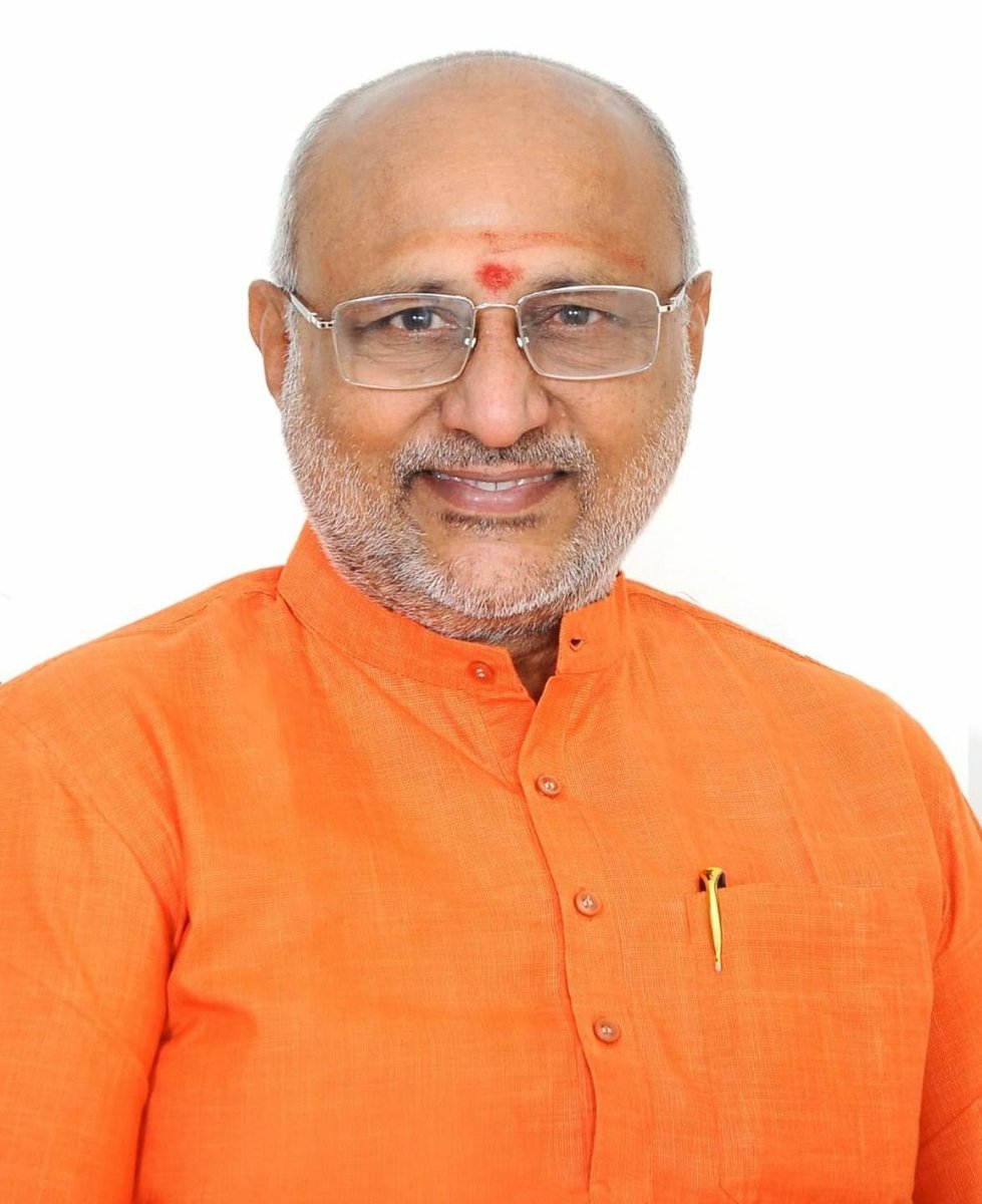 mlkhattar's tweet photo. Congratulations to Hon’ble Governor of Maharashtra, Shri C. P. Radhakrishnan Ji, on being nominated as the NDA’s Vice-Presidential Candidate.

His distinguished service as a parliamentarian and Governor has been marked by integrity, dedication & adherence to constitutional values. I am confident that his wisdom and vast experience will enrich the Rajya Sabha’s deliberations and further elevate the dignity of the Upper House.

Gratitude to Hon'ble PM @narendramodi Ji and the members of the BJP Parliamentary board for this decision.

@CPRGuv