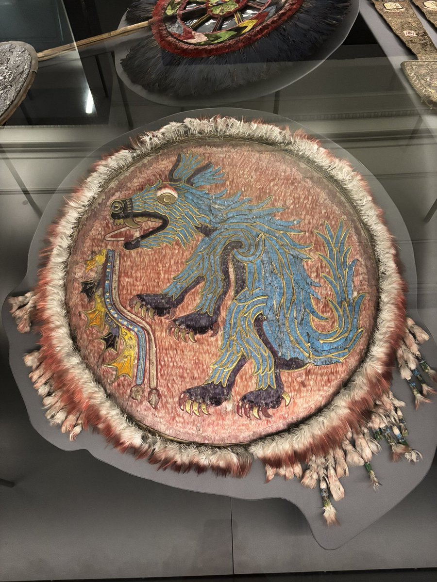 Caelius_'s tweet photo. À Vienne, passage obligatoire par le Welt Museum pour y contempler les merveilles de la plumasserie aztèque. https://t.co/qxBG5lb6DE