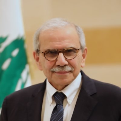 BenselemK's tweet photo. هذا الشخص  سموه (نواف سلام) لكن إذا حققت في وجهه يدل على أنه(نواف حرب) وإذا  رايت شكله يدل على أنه(نواف حرب)وإذا  سمعت خطابه يدل  على أنه(نواف حرب) سبحان الله  العظيم.... https://t.co/cvqrsi7My7